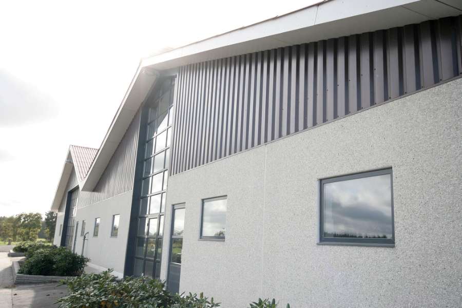 Landbrug opført som en 3-skibshal, Engesgaardsvej 81, 9490 Pandrup